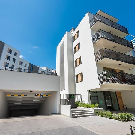 Wola Skwer Happy Apartment Варшава Экстерьер фото