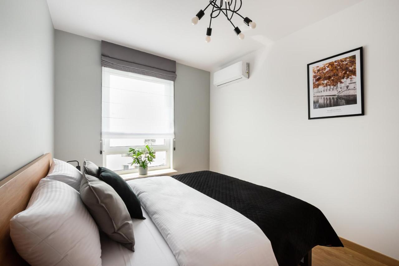 Wola Skwer Happy Apartment Варшава Экстерьер фото