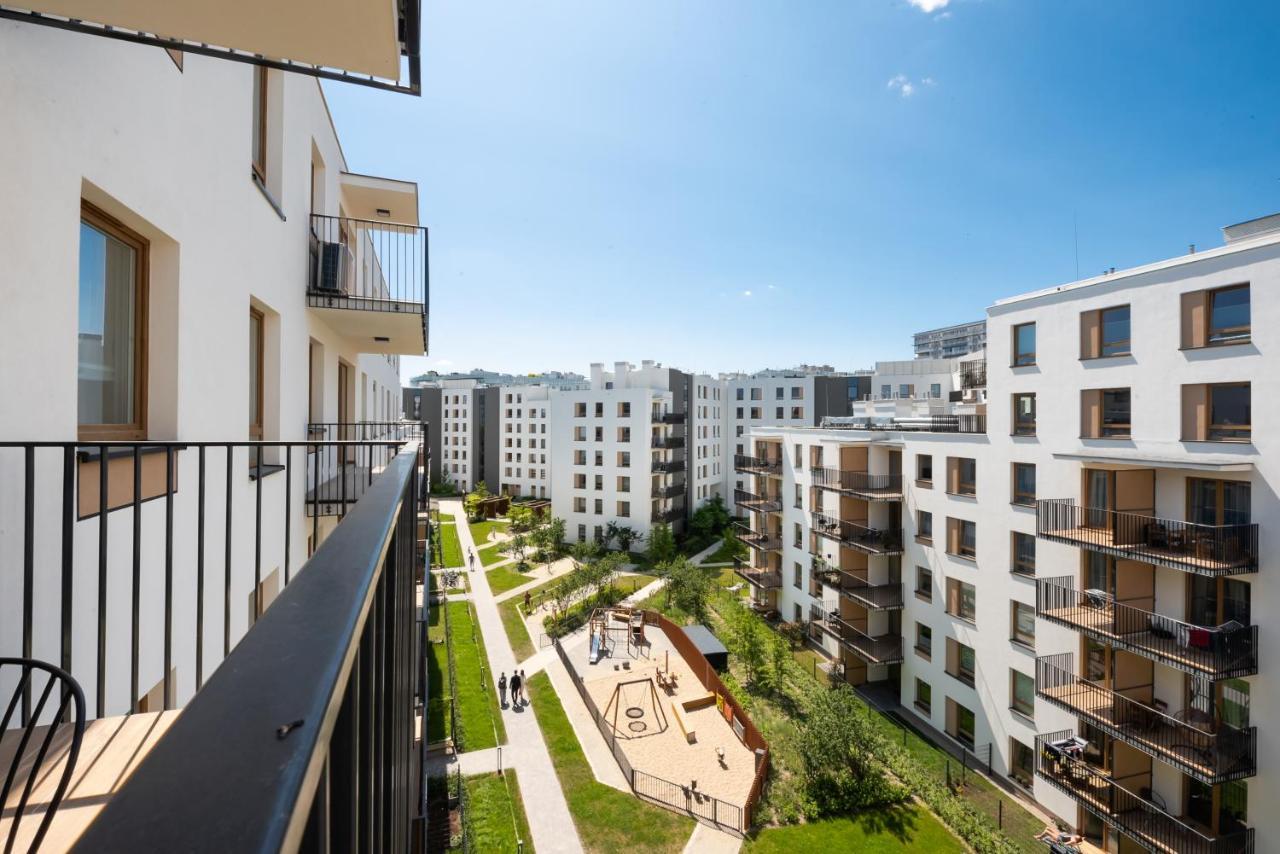 Wola Skwer Happy Apartment Варшава Экстерьер фото