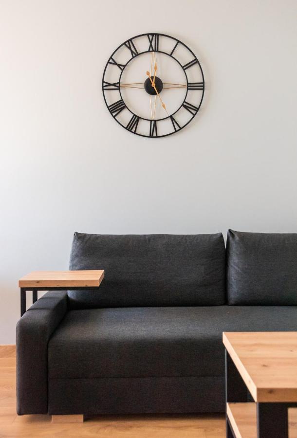 Wola Skwer Happy Apartment Варшава Экстерьер фото